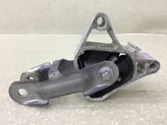 Опора двигателя правая Mercedes-Benz GLA-Class (X156) 2014>