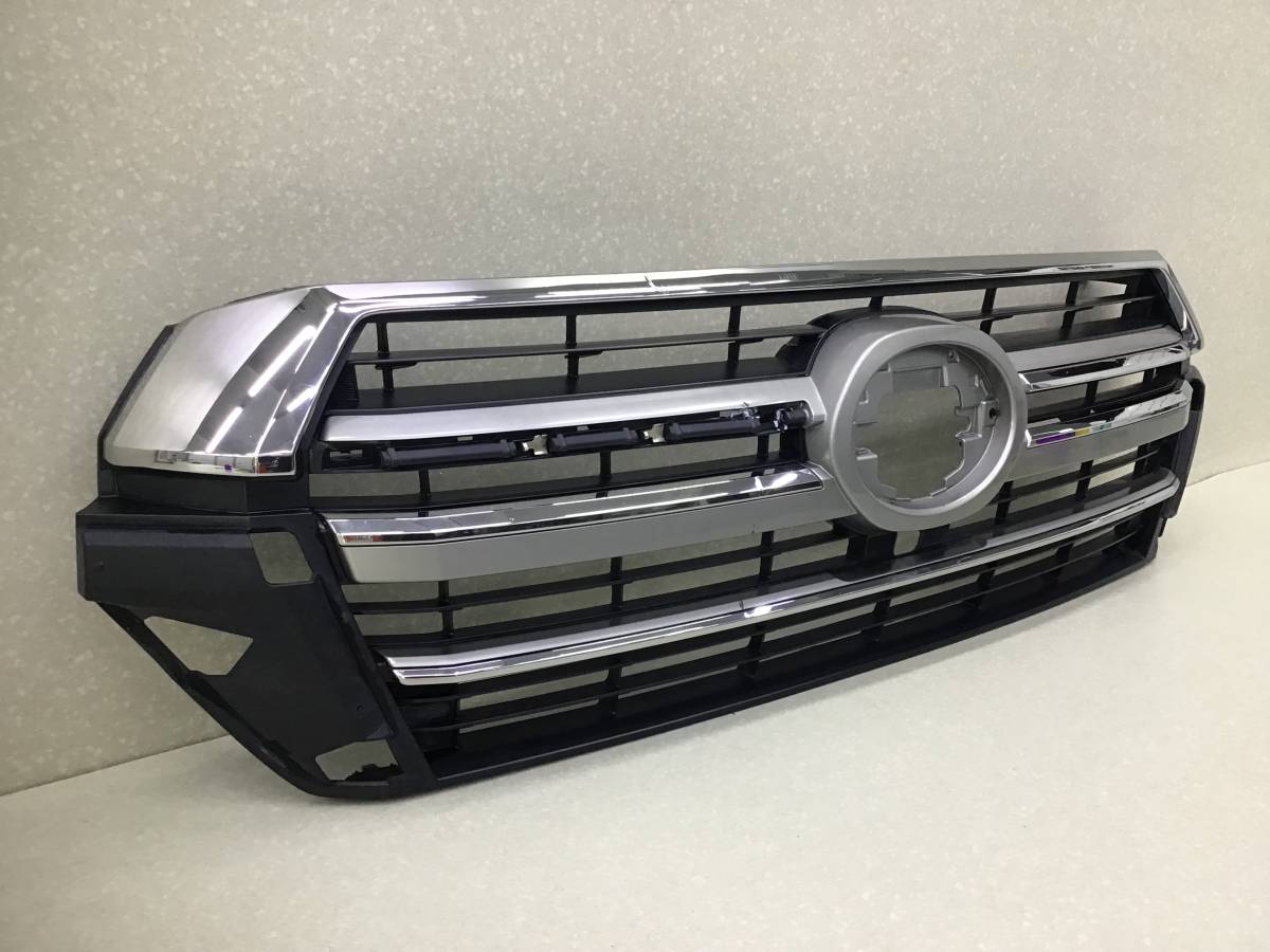 Решетка радиатора Toyota Land Cruiser 11 (VDJ200) 2007-2021 Решетка радиатора Toyota Land Cruiser 11 (VDJ200) 2007-2021