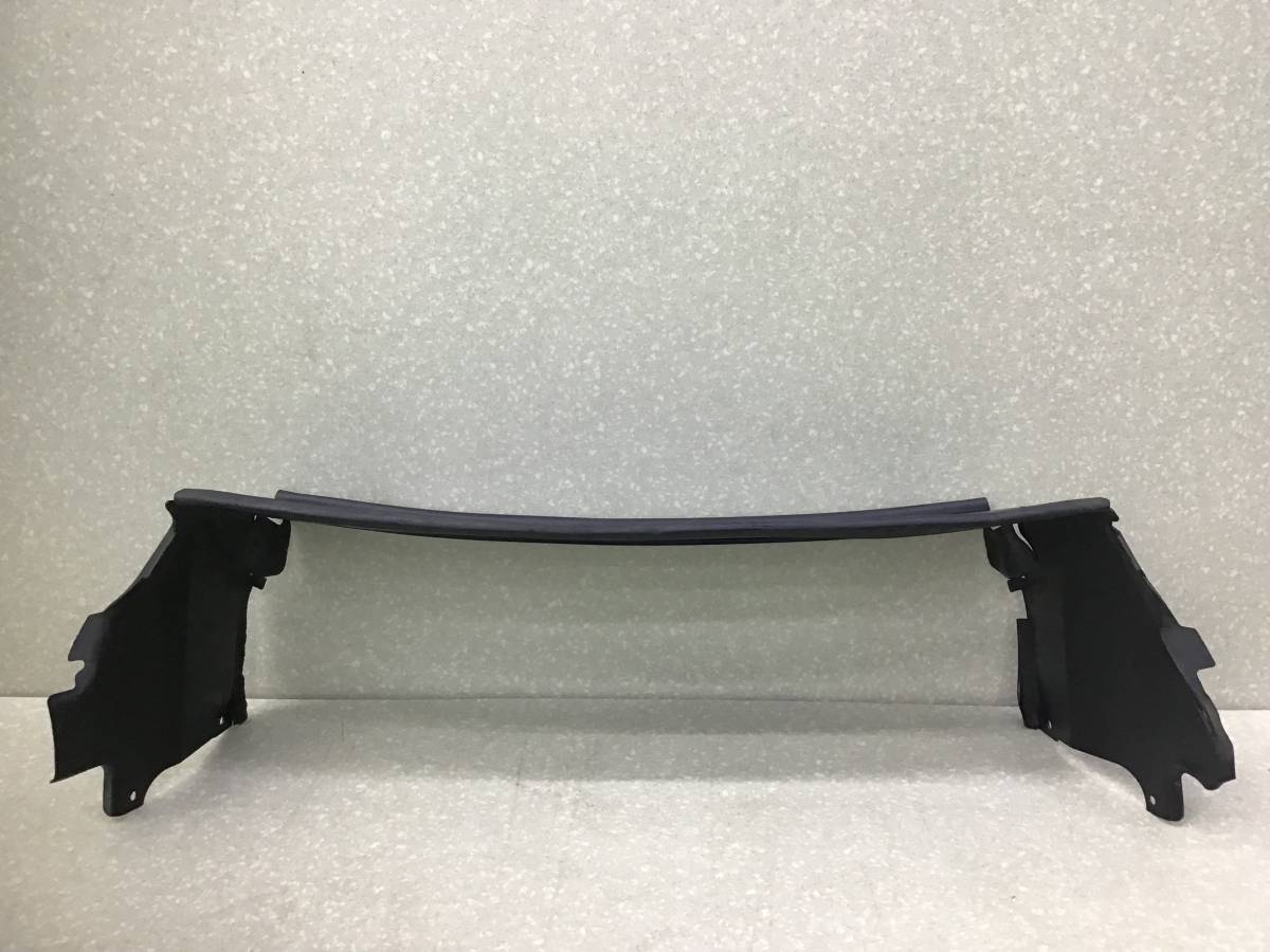 Воздуховод радиатора BMW X3 E83 2004-2010 Воздуховод радиатора BMW X3 E83 2004-2010