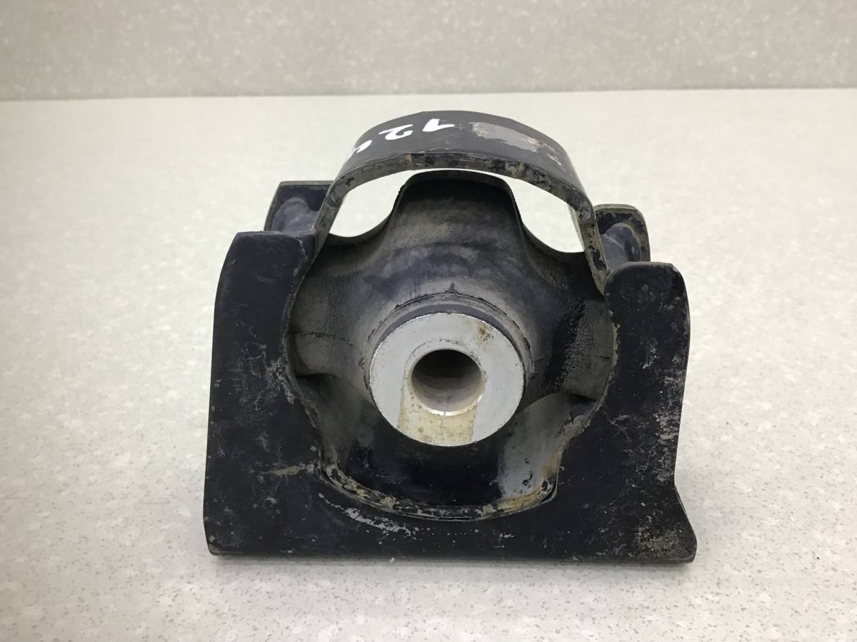 Опора двигателя передняя Toyota Rav 4 (A30) 2006-2013 Опора двигателя передняя Toyota Rav 4 (A30) 2006-2013