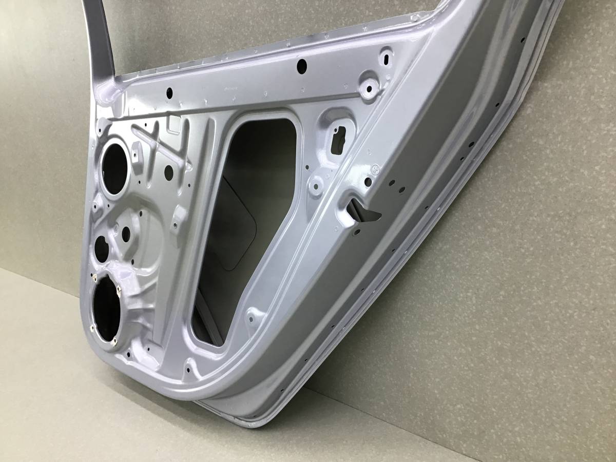 Дверь задняя правая Skoda Octavia A7 (5E) 2013-2020 Дверь задняя правая Skoda Octavia A7 (5E) 2013-2020