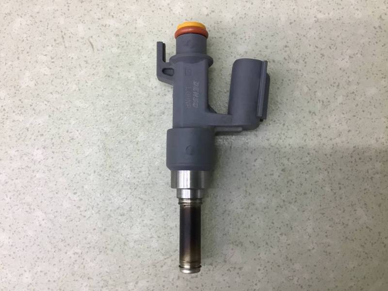 Форсунка инжекторная электрическая Toyota Land Cruiser (J300) 2021>