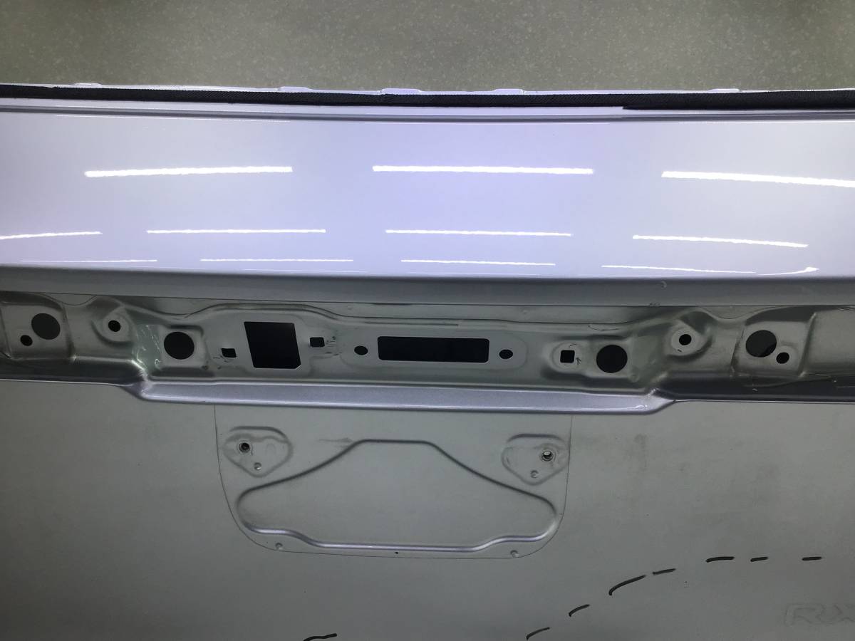 Дверь багажника Lexus RX500h (ALH10) Дверь багажника Lexus RX500h (ALH10)