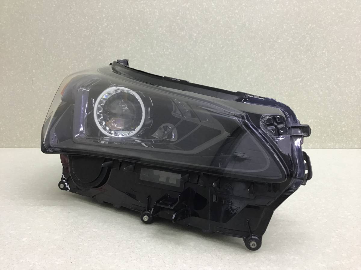 Фара правая Lexus NX 200 (ZGZ10) 2014-2021 Фара правая Lexus NX 200 (ZGZ10) 2014-2021
