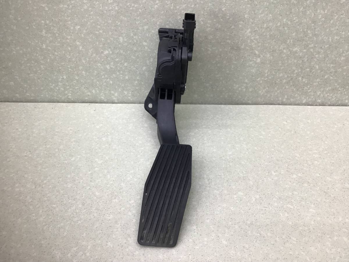 Педаль газа Chevrolet Cruze (J300) 2009-2016