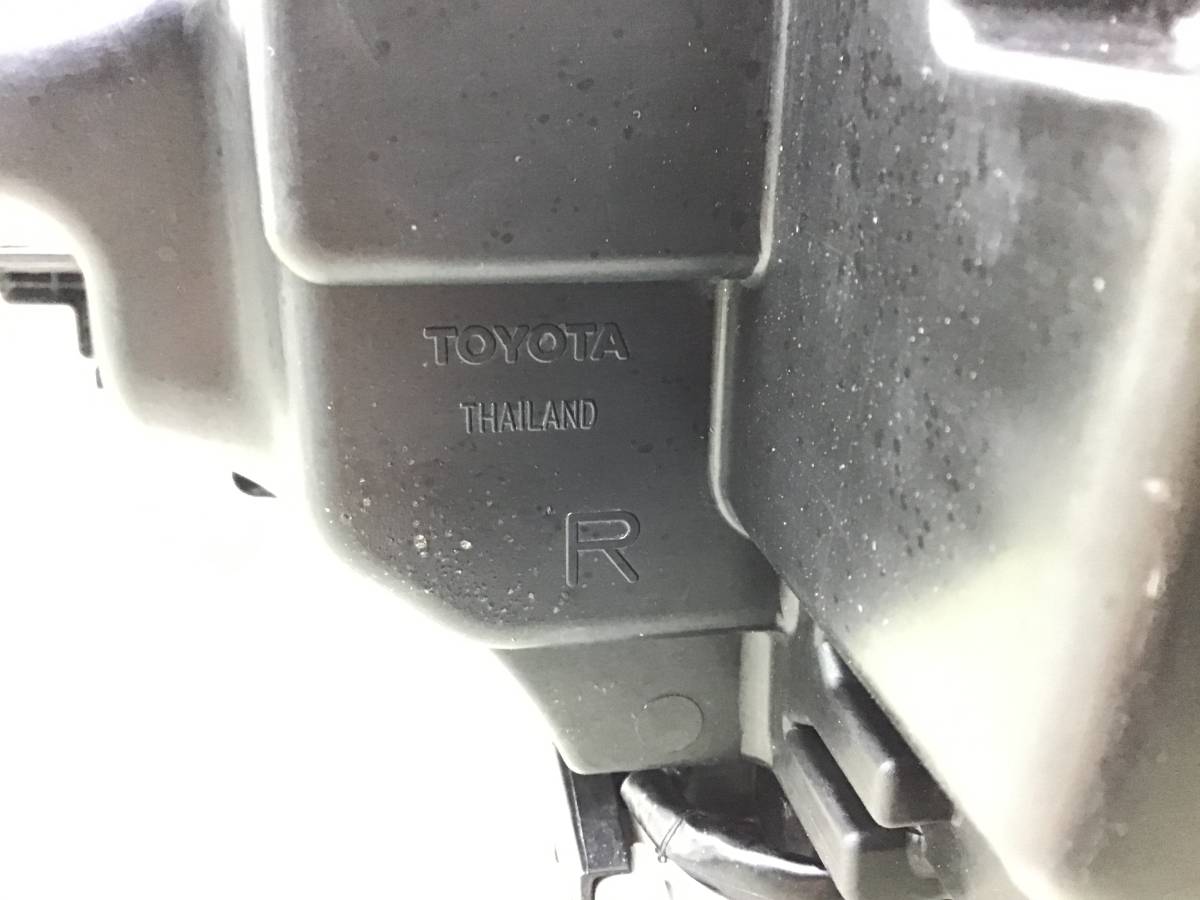 Фара правая Toyota Fortuner (GUN156, TGN156) 2015-н.в. Фара правая Toyota Fortuner (GUN156, TGN156) 2015-н.в.