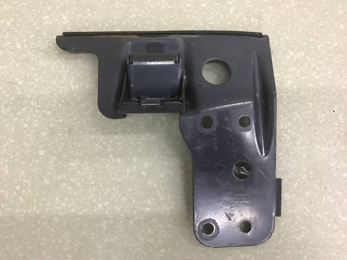 Кронштейн крепления крыла Scania R-Serie 2004>