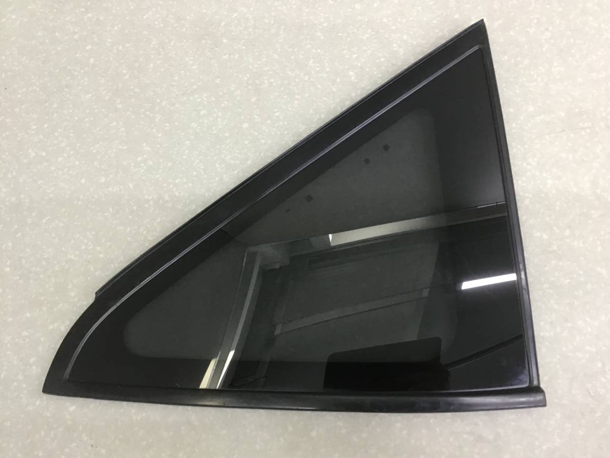 Стекло кузовное глухое правое Nissan Murano (Z50) 2004-2008 Стекло кузовное глухое правое Nissan Murano (Z50) 2004-2008