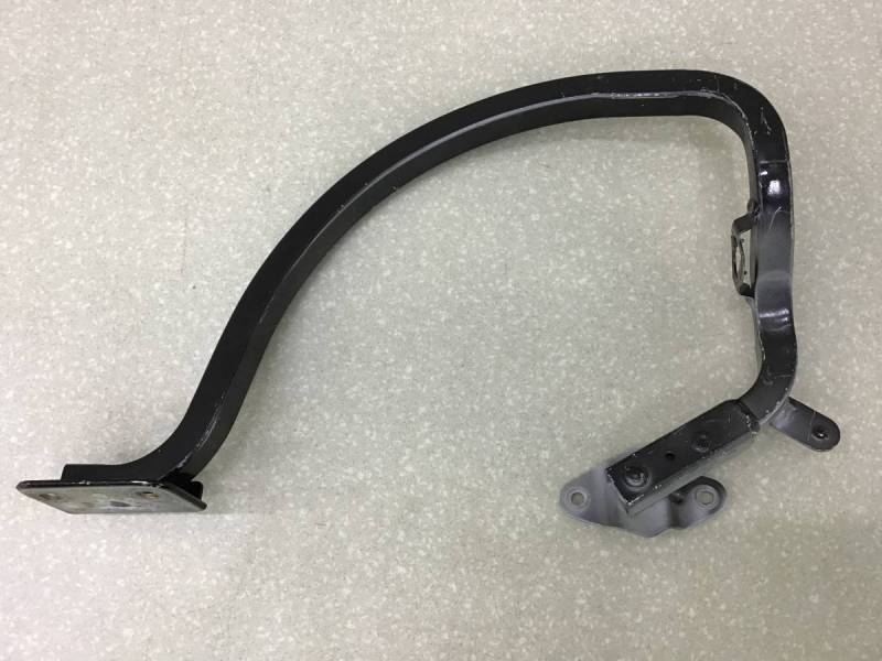 Петля крышки багажника Ford Fiesta (CB1) 2008-2019 Петля крышки багажника Ford Fiesta (CB1) 2008-2019