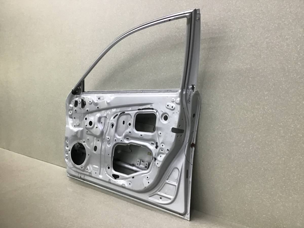 Дверь передняя правая Lexus IS 250/350 2005-2013 Дверь передняя правая Lexus IS 250/350 2005-2013