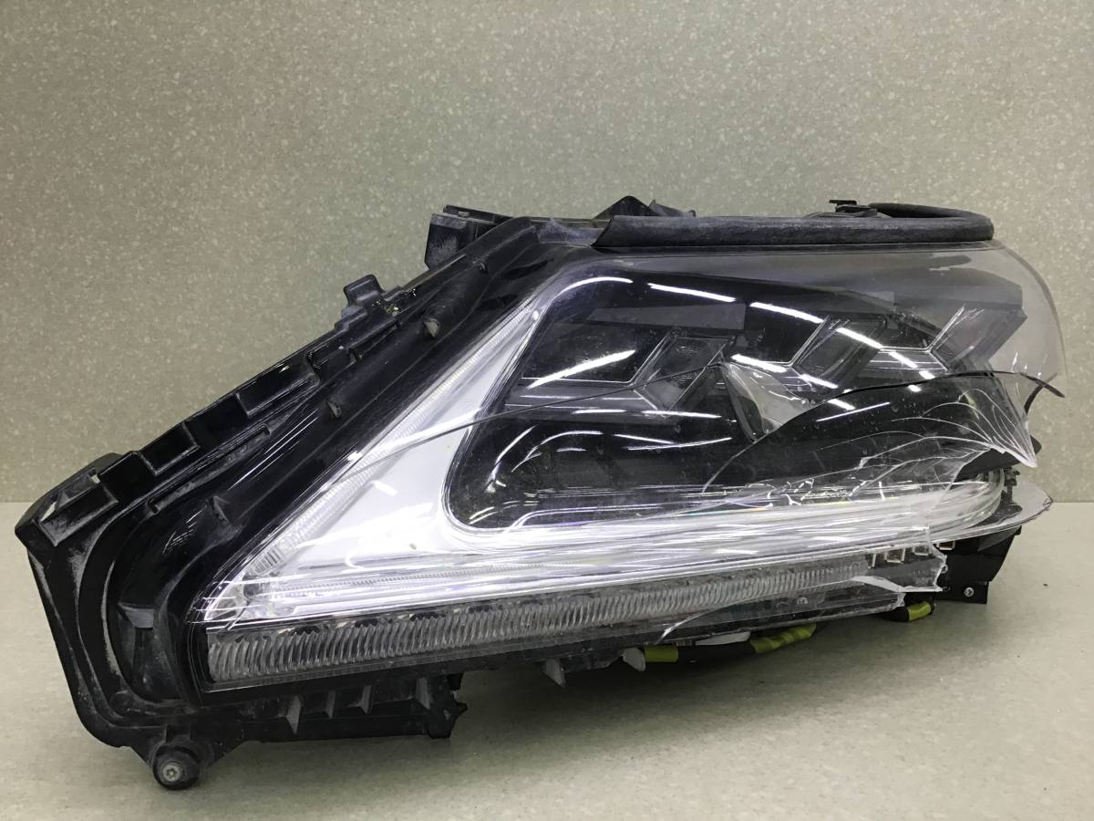 Фара левая Lexus LX450D /570 (VDJ201) 2015-2022 Фара левая Lexus LX450D /570 (VDJ201) 2015-2022