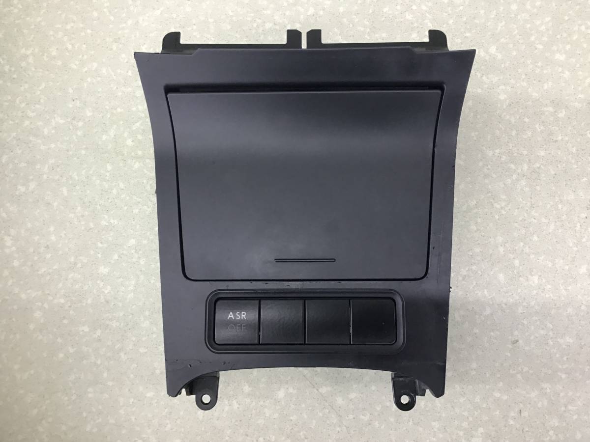 Пепельница передняя Volkswagen Jetta (1K) 2006-2011 Пепельница передняя Volkswagen Jetta (1K) 2006-2011