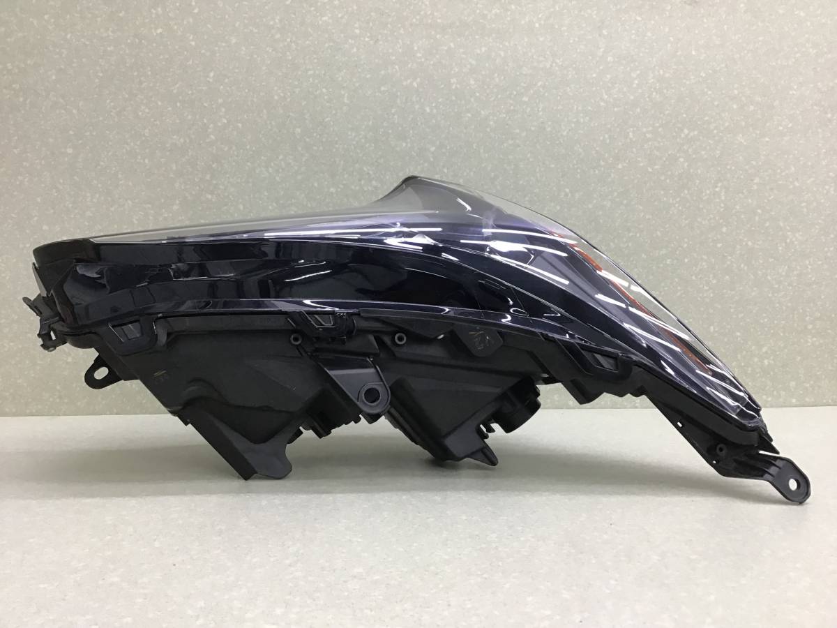 Фара правая Lexus NX 200 (ZGZ10) 2014-2021 Фара правая Lexus NX 200 (ZGZ10) 2014-2021