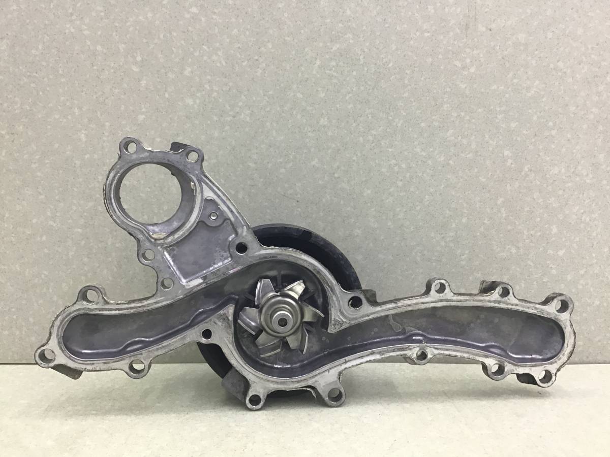 Насос водяной (помпа) Toyota Highlander (U50) 2013-2020