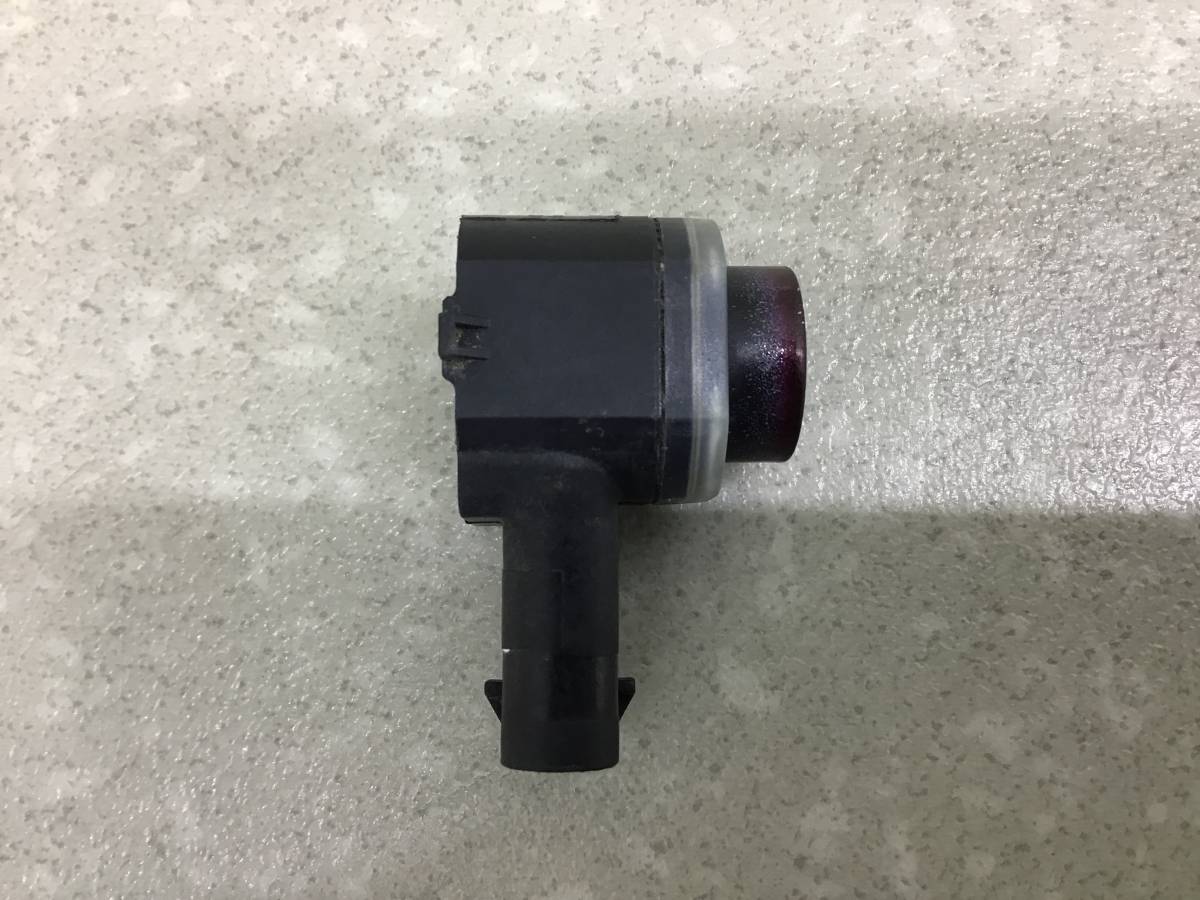Датчик парковки Volkswagen Passat B6 2005-2010 Датчик парковки Volkswagen Passat B6 2005-2010