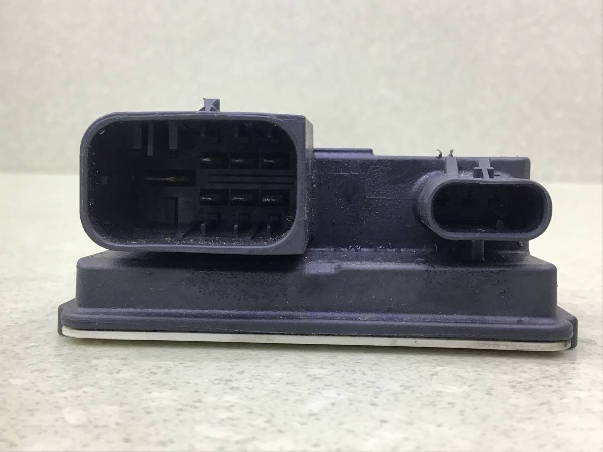 Реле свечей накала BMW X6 F16/F86 2014>