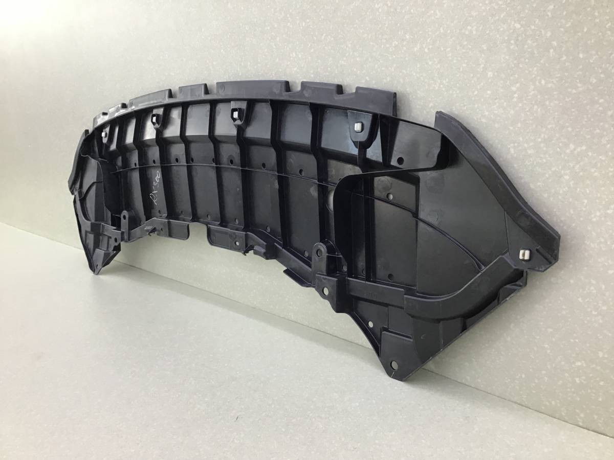 Пыльник бампера Lexus RX 350 (AGL20W) 2015-2022 Пыльник бампера Lexus RX 350 (AGL20W) 2015-2022