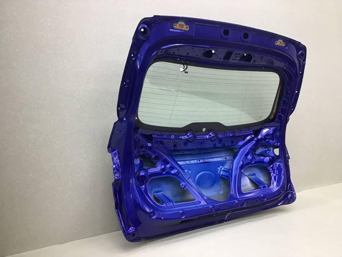 Дверь багажника Geely Coolray SX11 2018> Дверь багажника Geely Coolray SX11 2018>