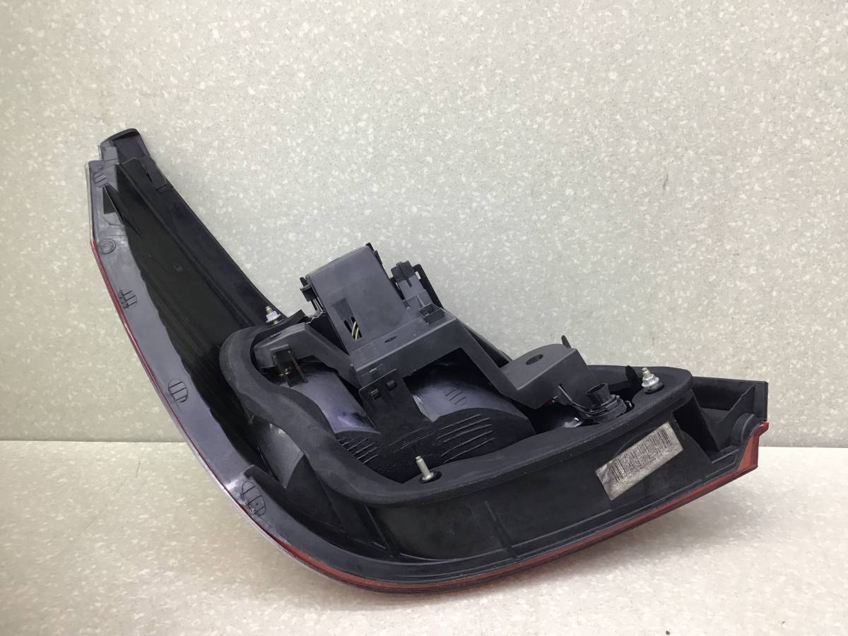 Фонарь задний правый BMW 5-series E60/E61 2003-2009 Фонарь задний правый BMW 5-series E60/E61 2003-2009
