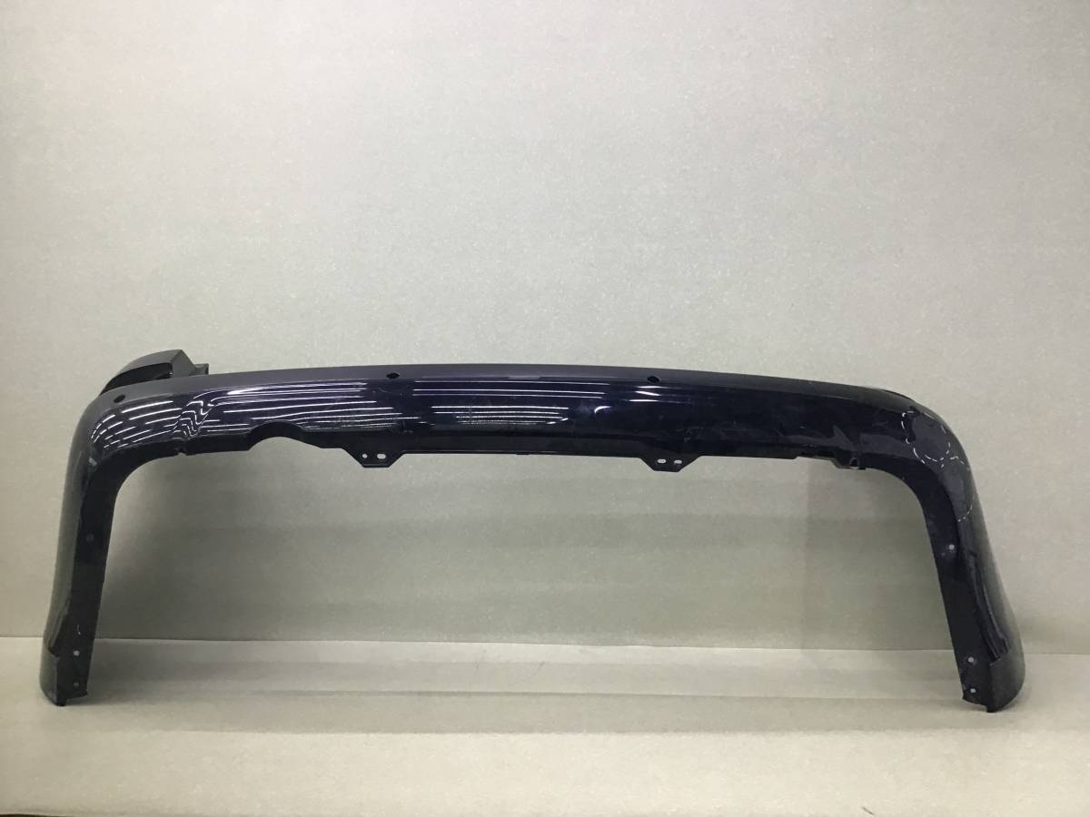 Бампер задний Toyota Land Cruiser 11 (VDJ200) 2007-2021 Бампер задний Toyota Land Cruiser 11 (VDJ200) 2007-2021