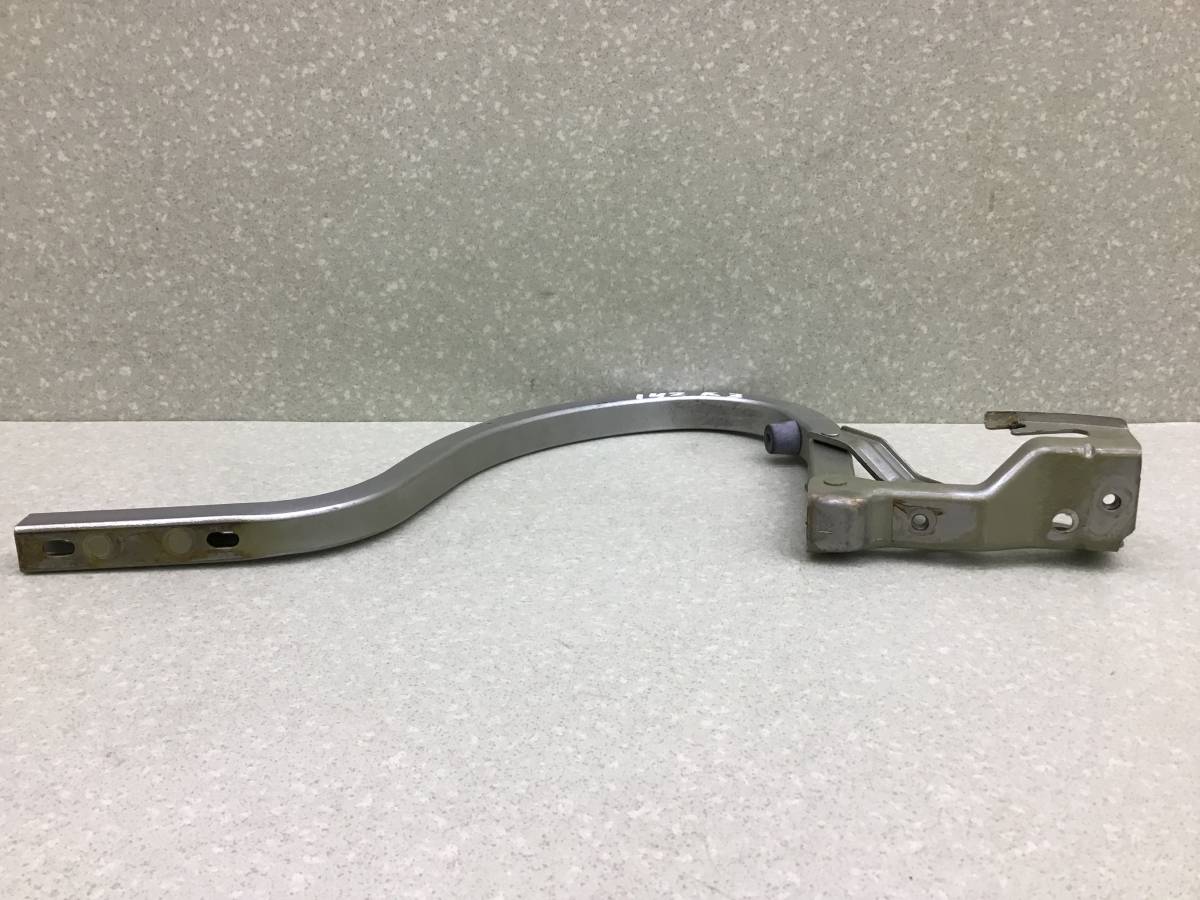 Петля крышки багажника Chevrolet Lacetti (J200) 2003-2013