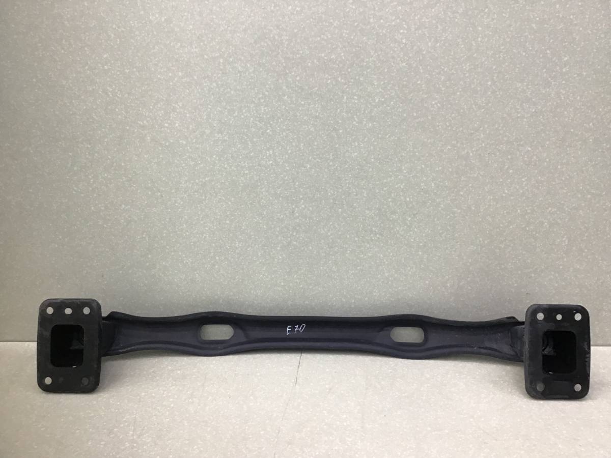 Усилитель заднего бампера BMW X5 E70 2007-2013 Усилитель заднего бампера BMW X5 E70 2007-2013