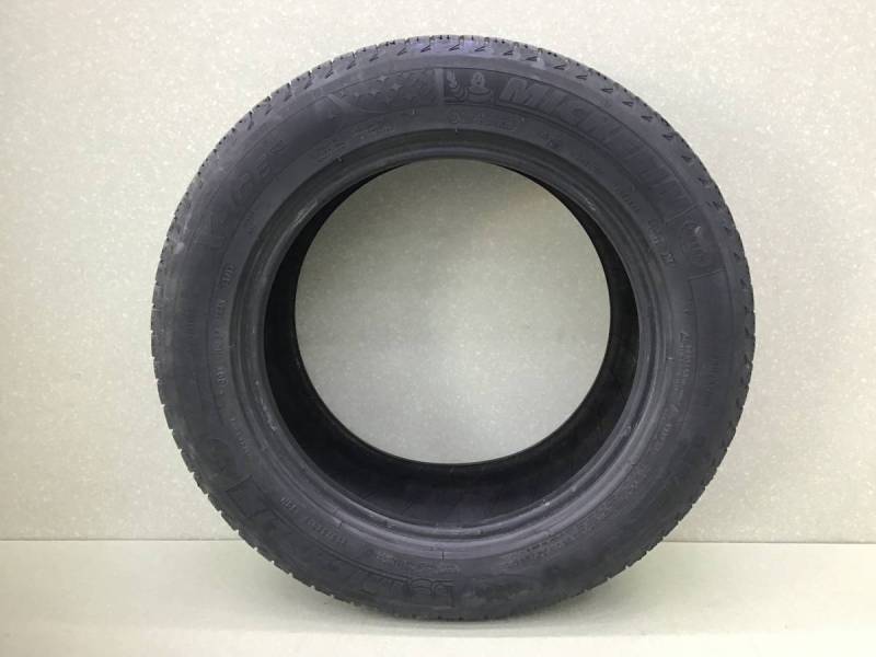Шины R16 Всесезонные Michelin X-ice Шины R16 Всесезонные Michelin X-ice