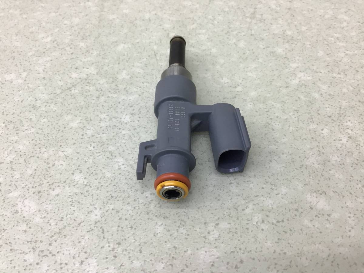 Форсунка инжекторная электрическая Toyota Land Cruiser (J300) 2021>