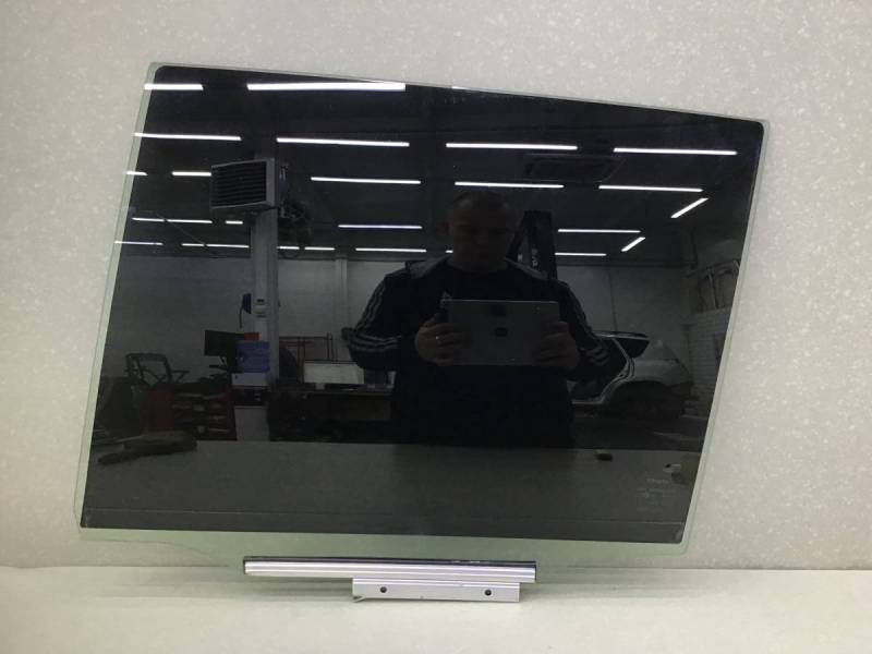 Стекло двери задней левой Toyota Rav 4 (A30) 2006-2013