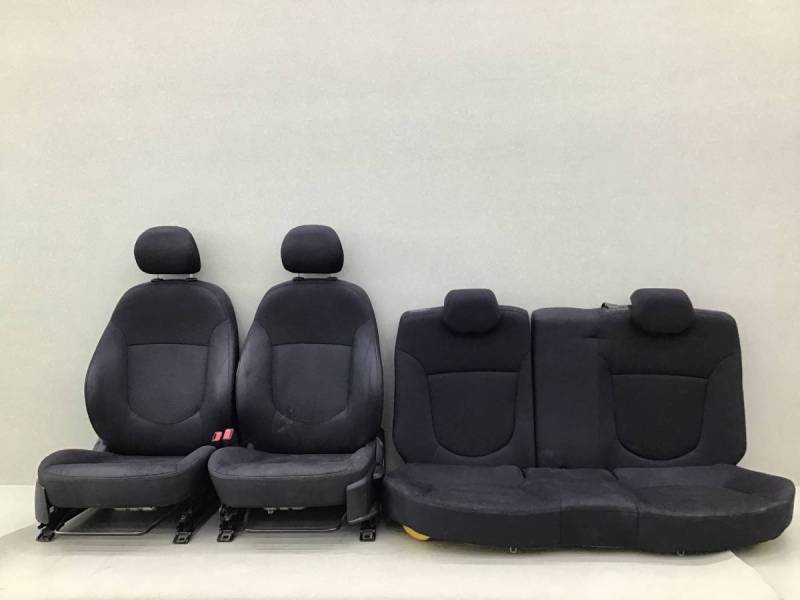 Сиденье (комплект) Kia Rio 3 (QB) 2011-2017 Сиденье (комплект) Kia Rio 3 (QB) 2011-2017