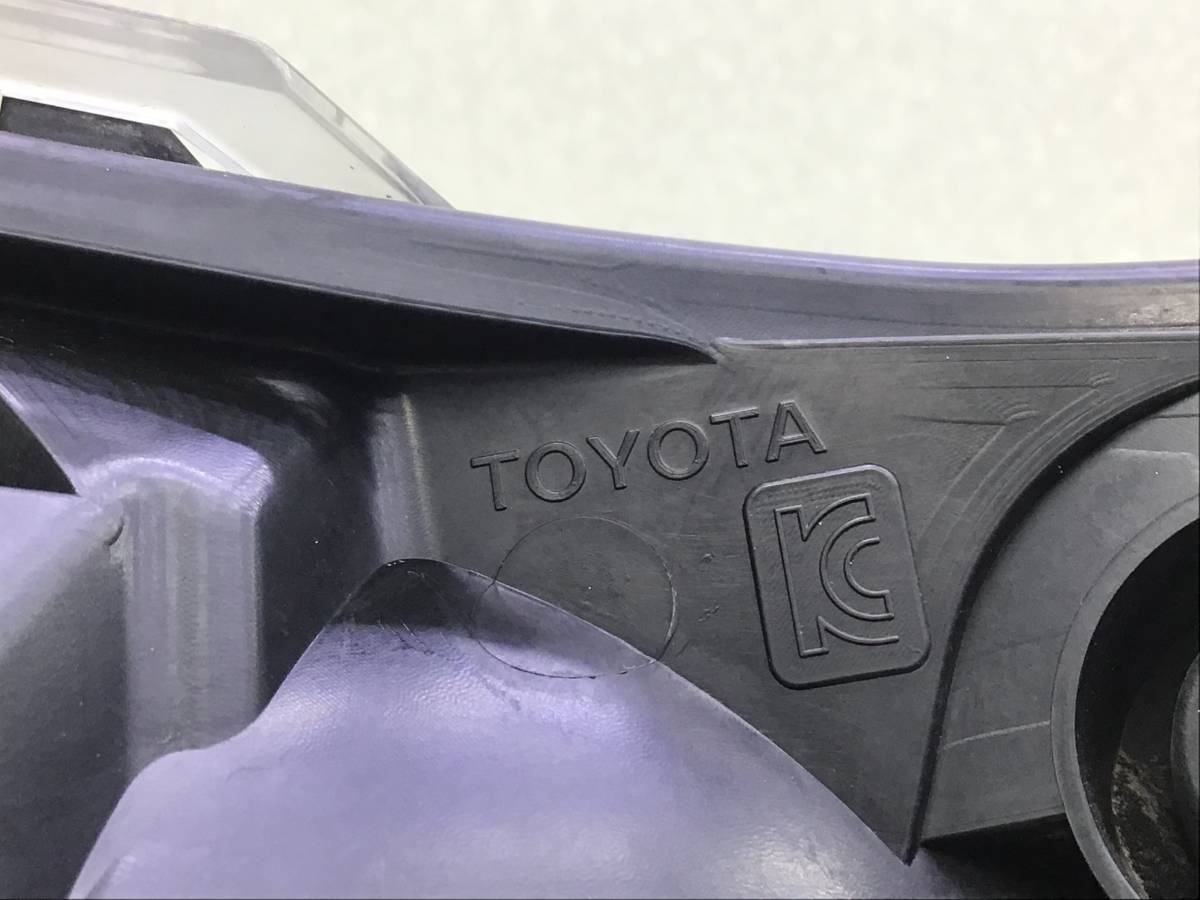 Фара левая Toyota Rav 4 (XA50) 2018>