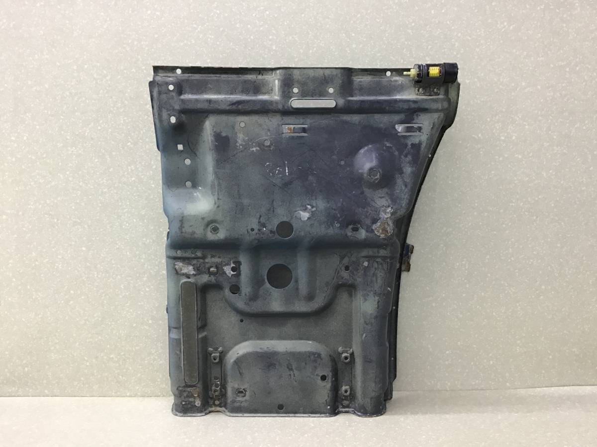 Кронштейн подножки Scania 4-Serie 1995-2005 Кронштейн подножки Scania 4-Serie 1995-2005