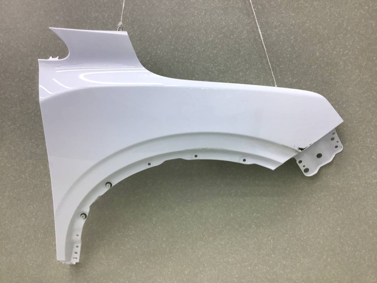 Крыло переднее правое Geely Coolray SX11 2018> Крыло переднее правое Geely Coolray SX11 2018>