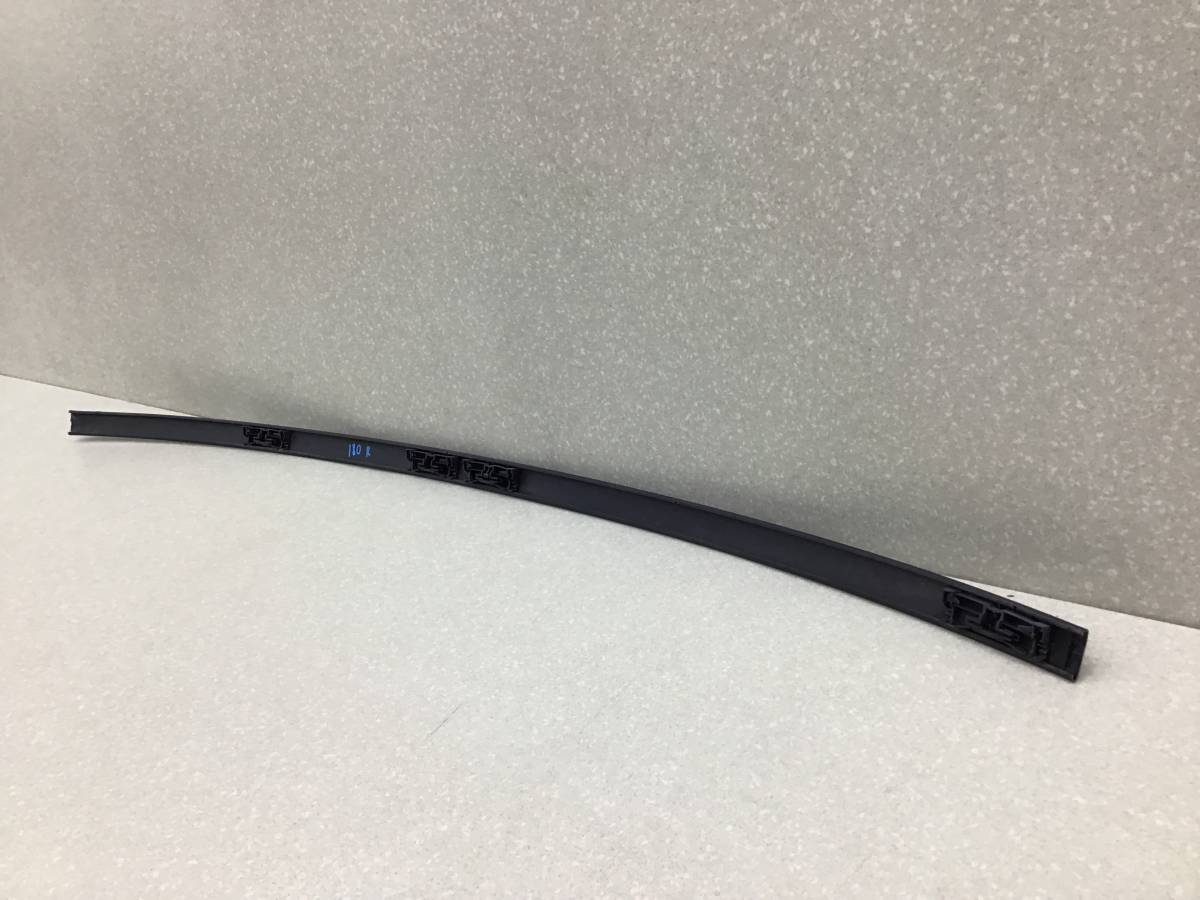 Молдинг крыши правый Ford Focus 3 (CB8) 2011-2019 Молдинг крыши правый Ford Focus 3 (CB8) 2011-2019
