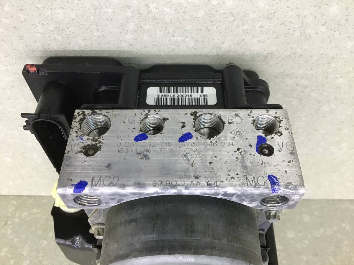 Блок ABS (насос) Nissan Almera 3 (G11, G15) 2012>