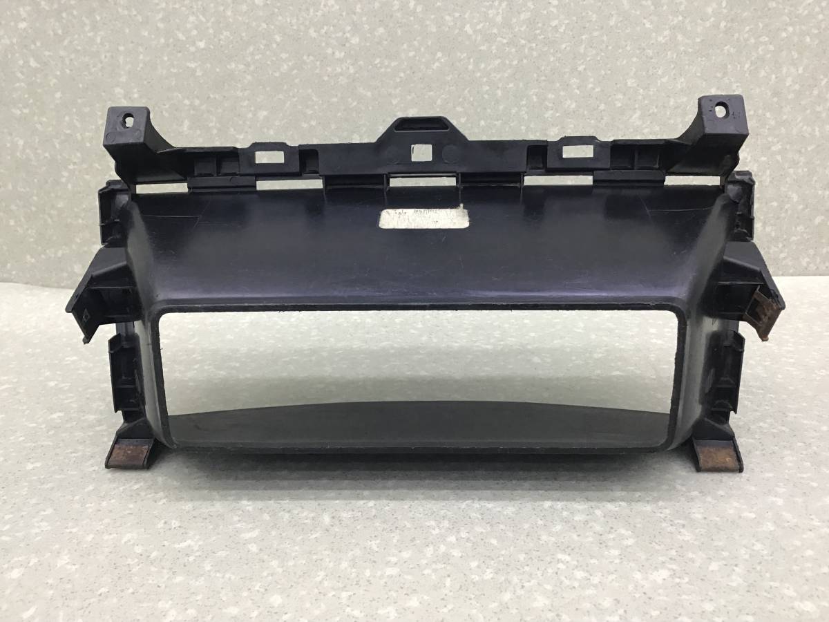 Накладка (кузов внутри) Honda Crosstour (TF2, TF3) 2010-2016 Накладка (кузов внутри) Honda Crosstour (TF2, TF3) 2010-2016