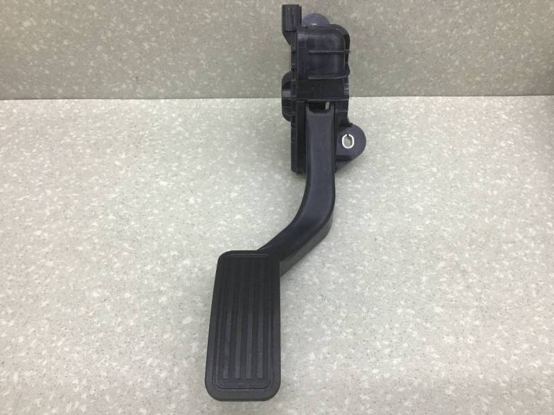 Педаль газа Mazda Mazda 6 (GG) 2002-2007