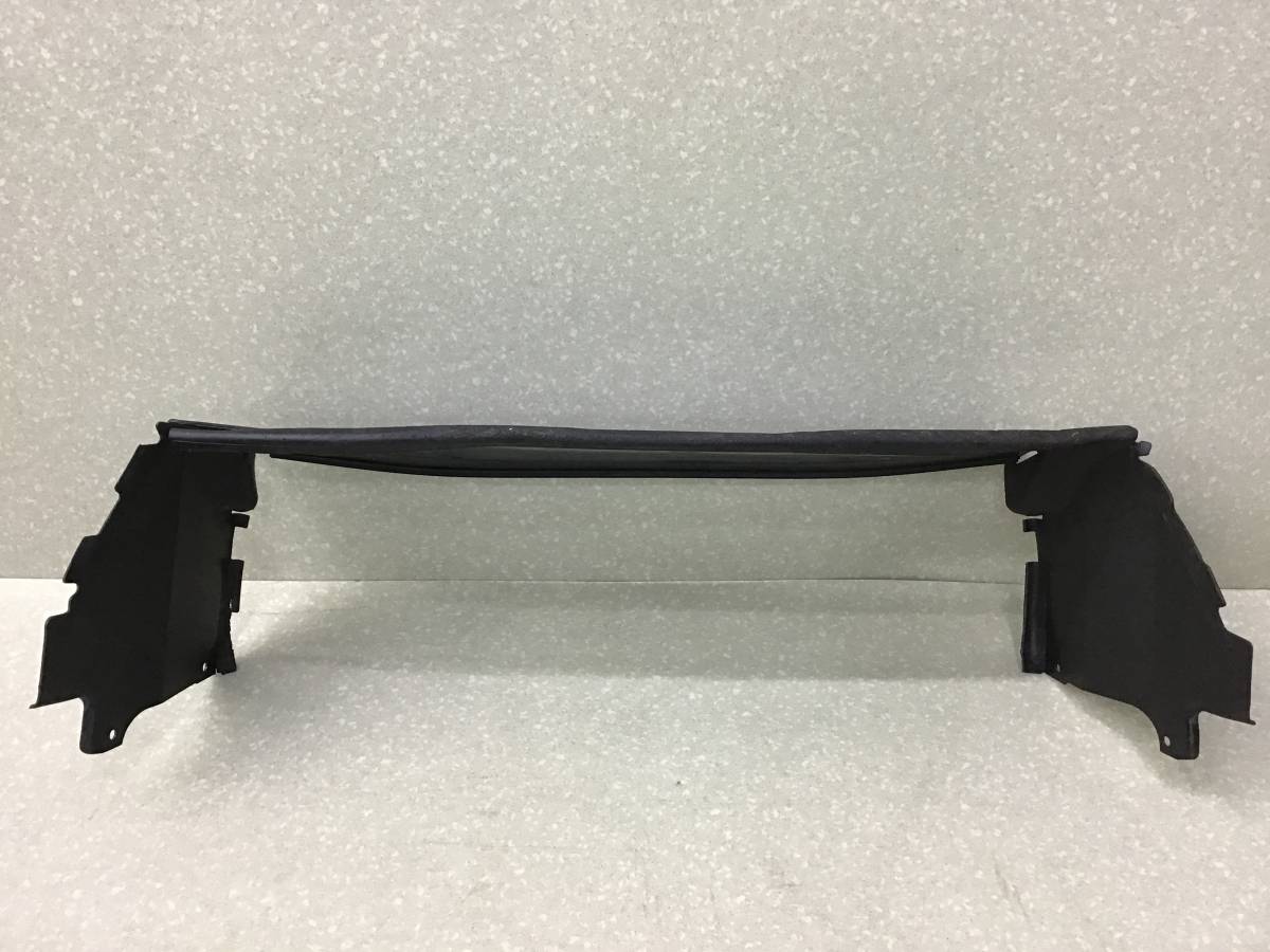 Воздуховод BMW X3 E83 2004-2010 Воздуховод BMW X3 E83 2004-2010