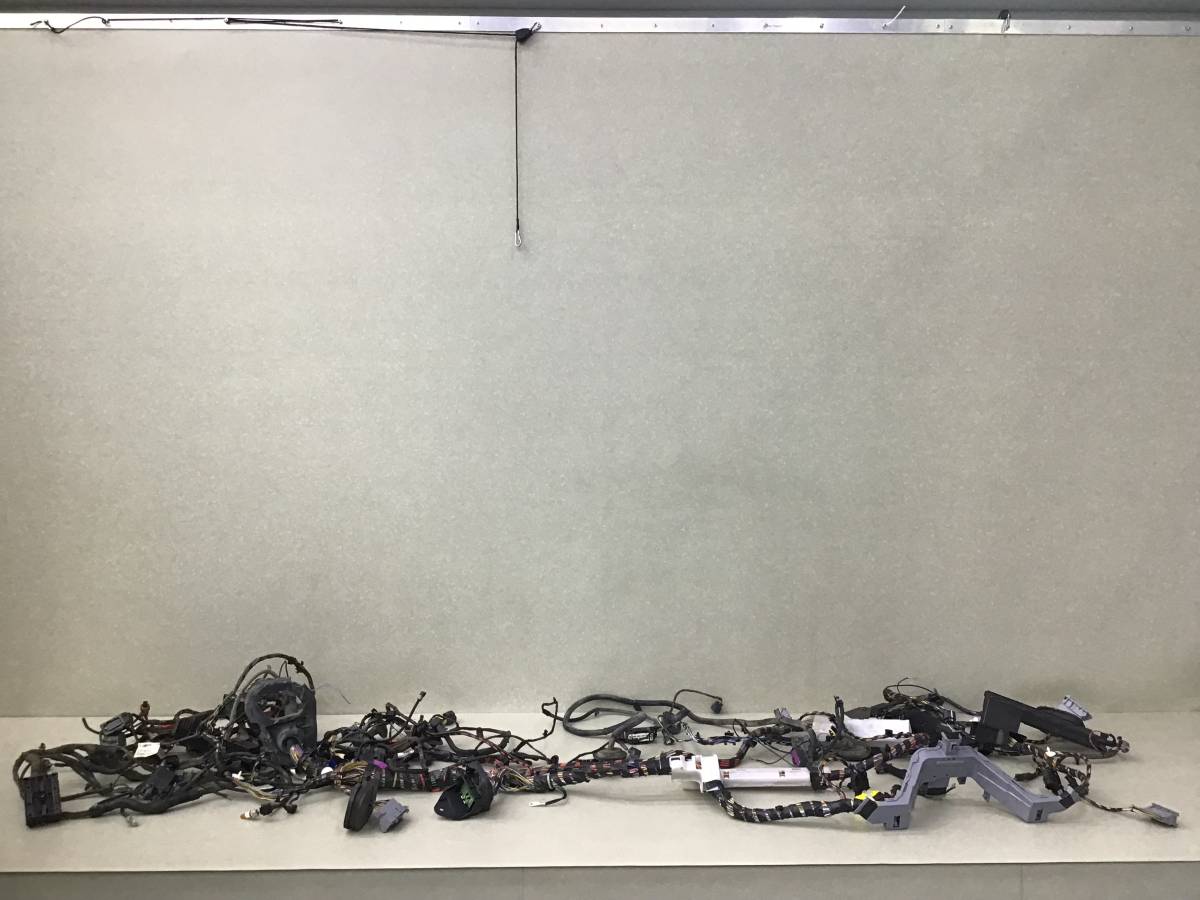 Проводка (коса) Opel Astra J (P10) 2009-2015 Проводка (коса) Opel Astra J (P10) 2009-2015