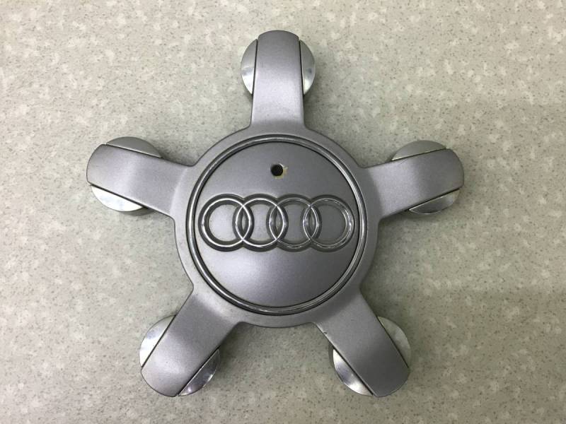 Колпак декоративный Audi A3 (8V) 2013> Колпак декоративный Audi A3 (8V) 2013>