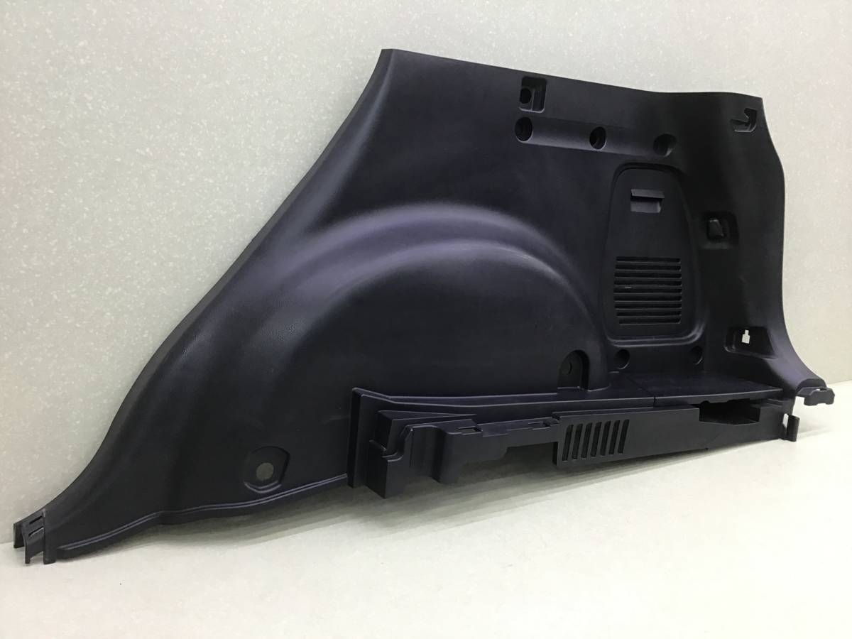 Обшивка багажника Toyota Rav 4 (A40) 2013> Обшивка багажника Toyota Rav 4 (A40) 2013>
