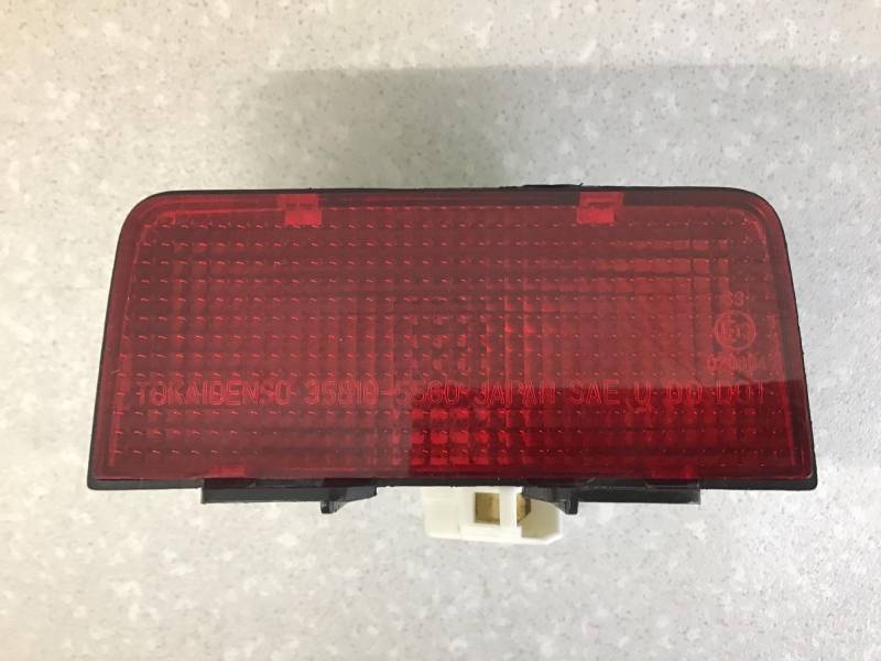 Фонарь задний (стоп сигнал) Suzuki Liana 2001-2007 Фонарь задний (стоп сигнал) Suzuki Liana 2001-2007