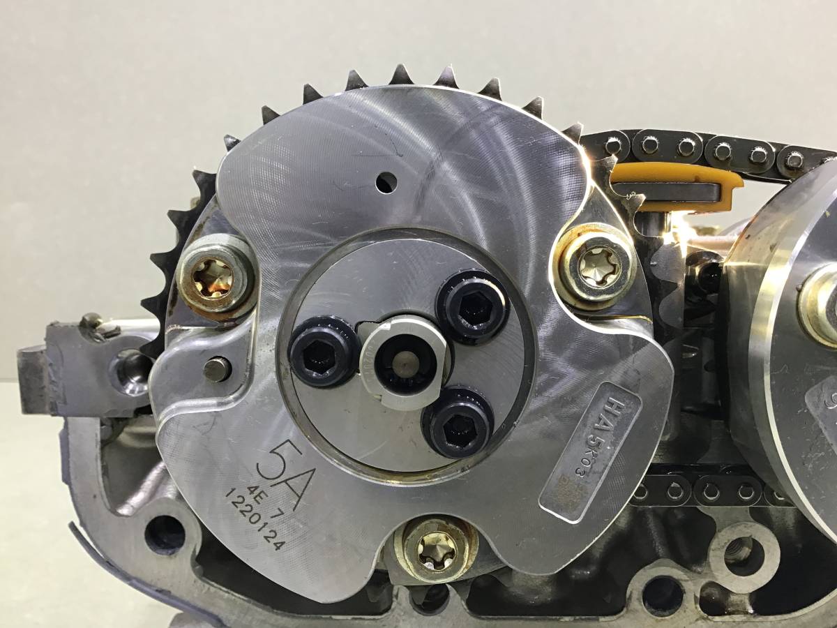 Головка блока цилиндров Toyota Land Cruiser (J300) 2021>