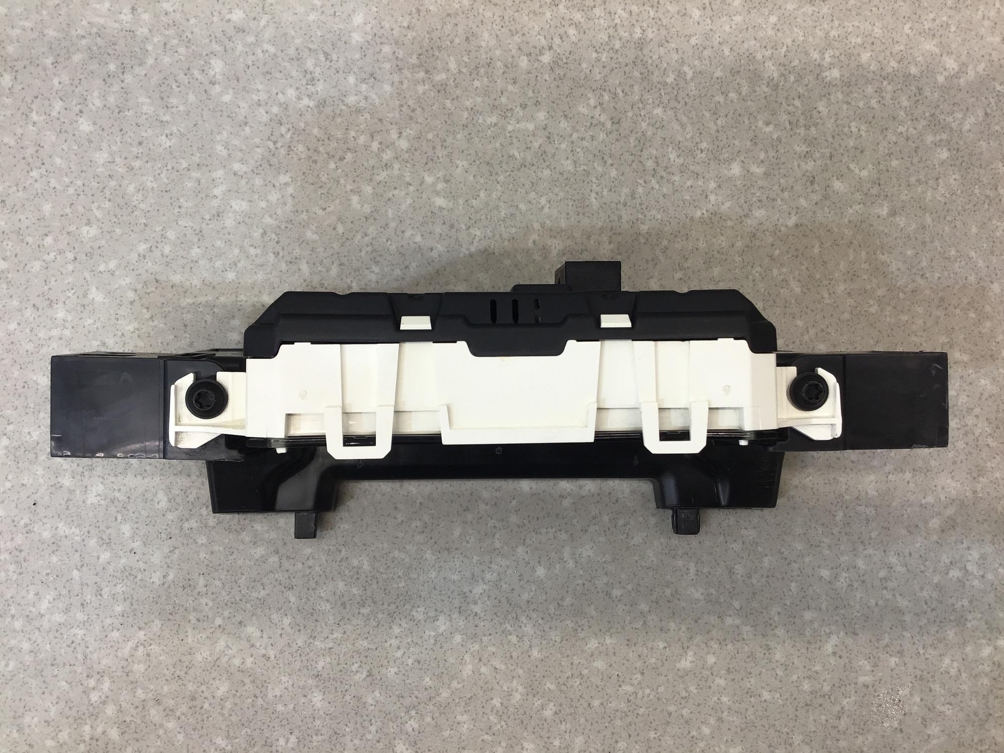 Дисплей информационный Ford Focus 3 (CB8) 2011-2019 Дисплей информационный Ford Focus 3 (CB8) 2011-2019