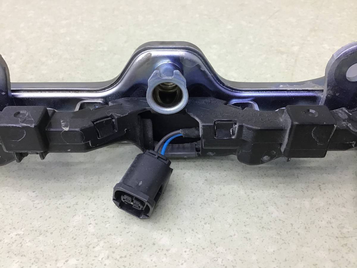 Рейка топливная (рампа) Toyota Land Cruiser (J300) 2021>