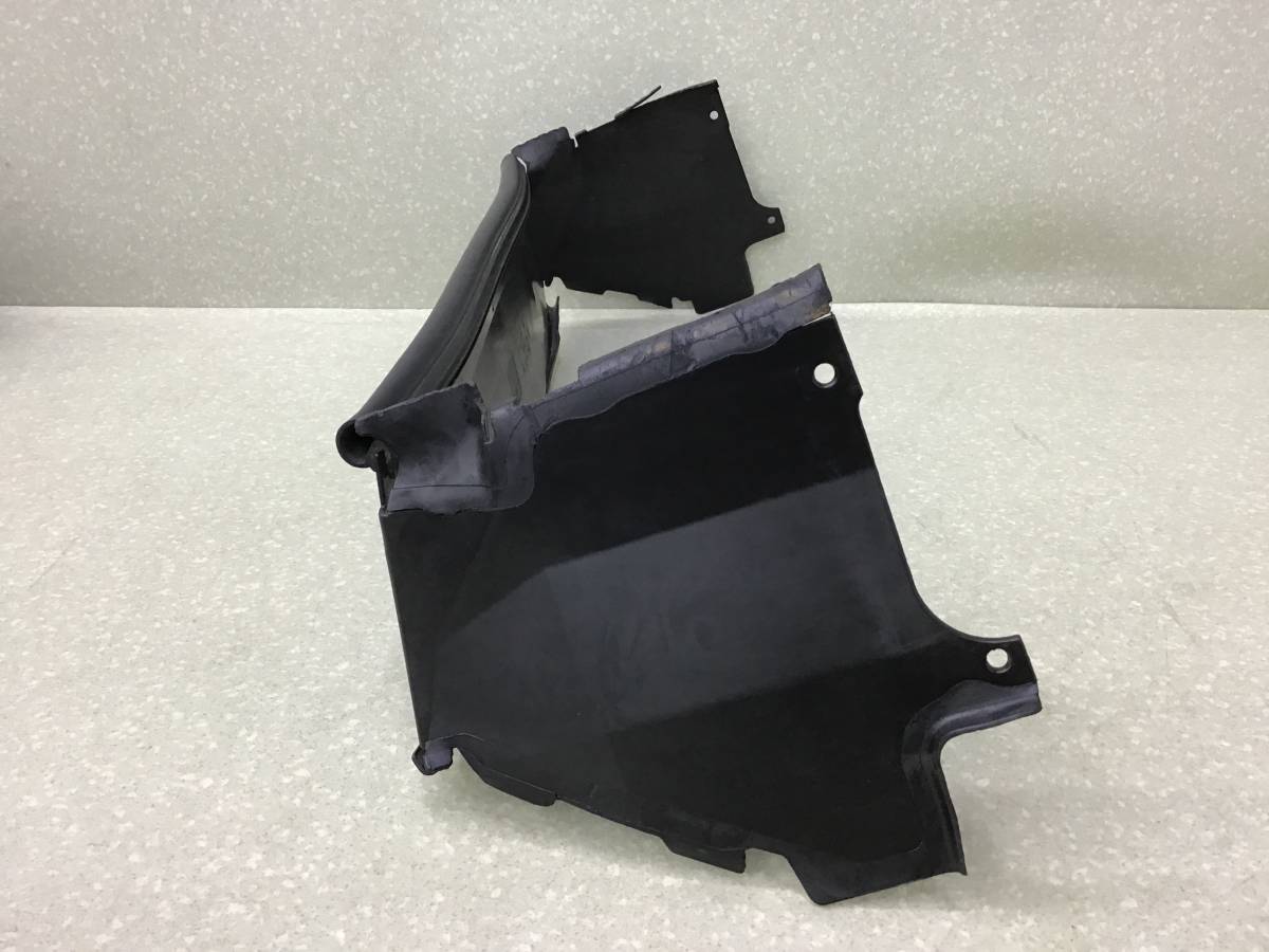 Воздуховод BMW X3 E83 2004-2010 Воздуховод BMW X3 E83 2004-2010