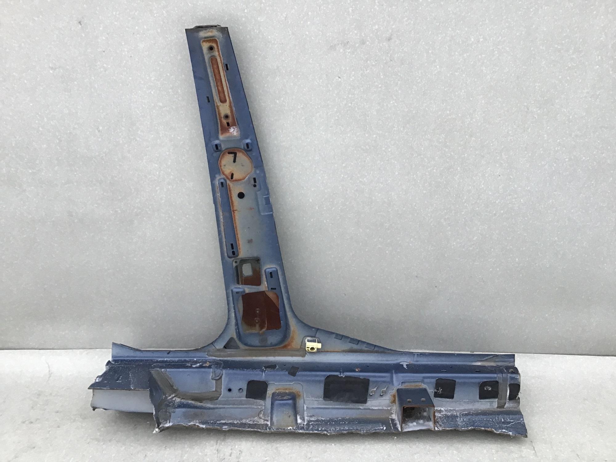 Порог со стойкой левый, Ford Fiesta 2001-2007 Порог со стойкой левый, Ford Fiesta 2001-2007