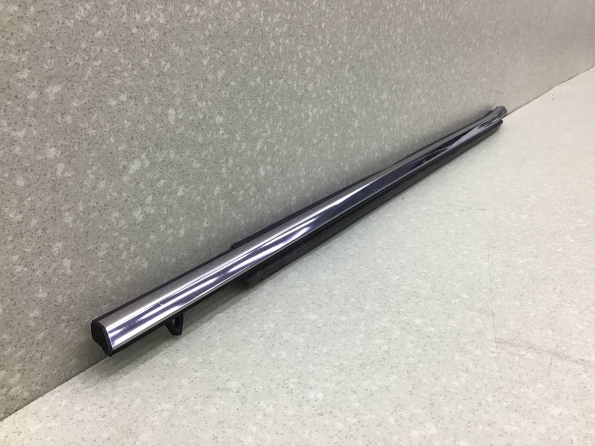 Накладка стекла заднего левого Toyota Camry (XV70) 2017>