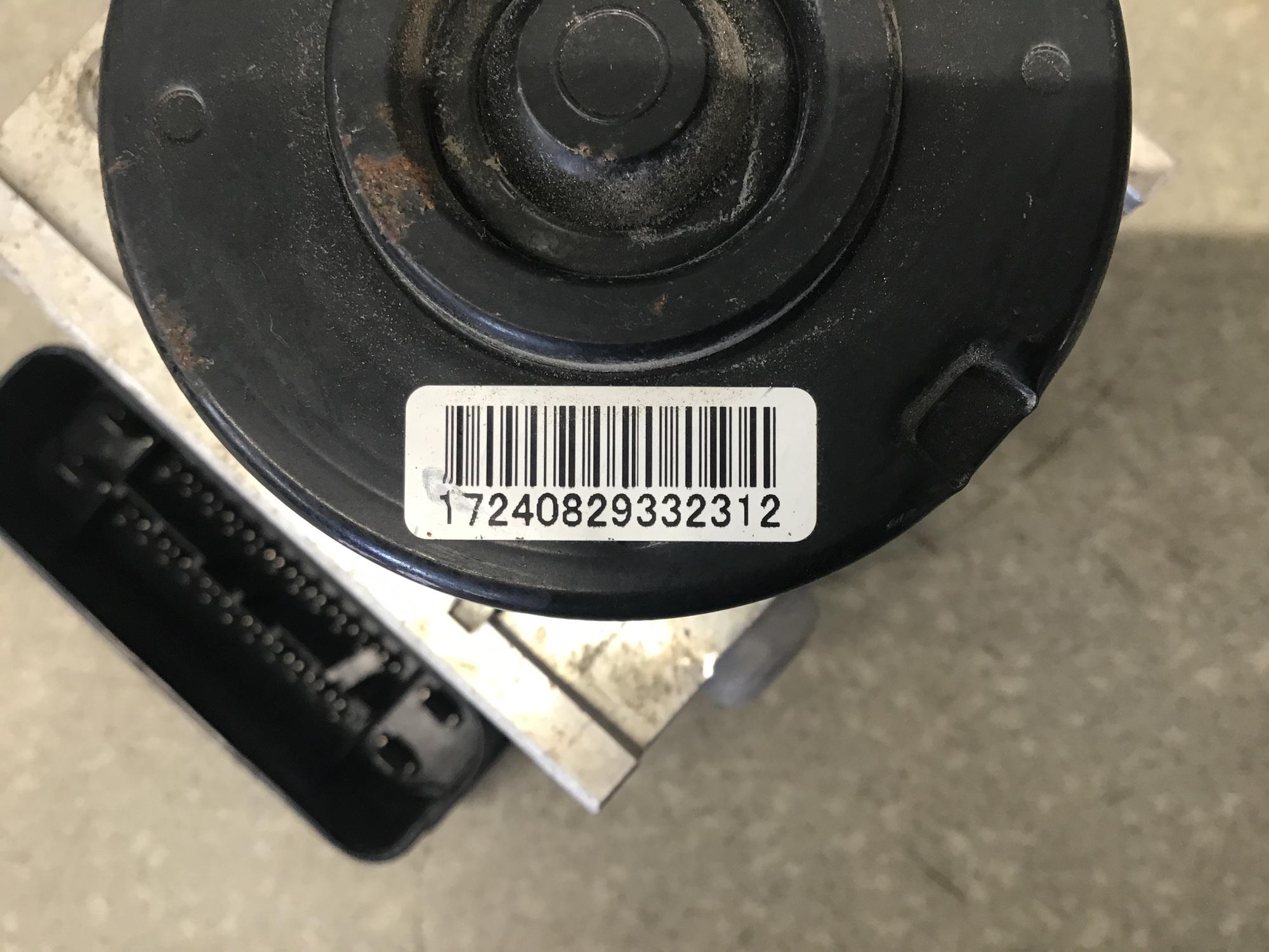 Блок ABS (насос) Skoda Octavia A5 (1Z5) 2004-2013 Блок ABS (насос) Skoda Octavia A5 (1Z5) 2004-2013