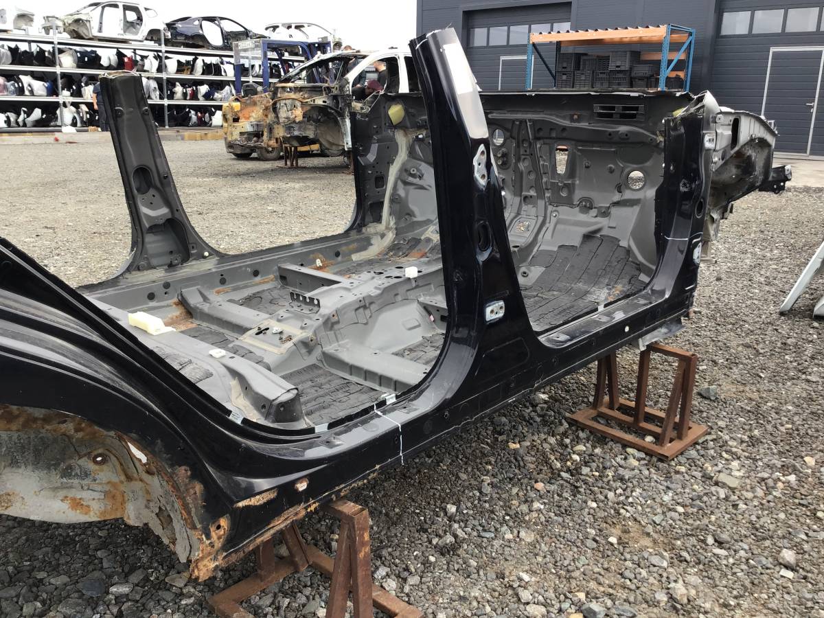 Порог со стойкой правый Toyota Camry (V40) 2006-2011 Порог со стойкой правый Toyota Camry (V40) 2006-2011